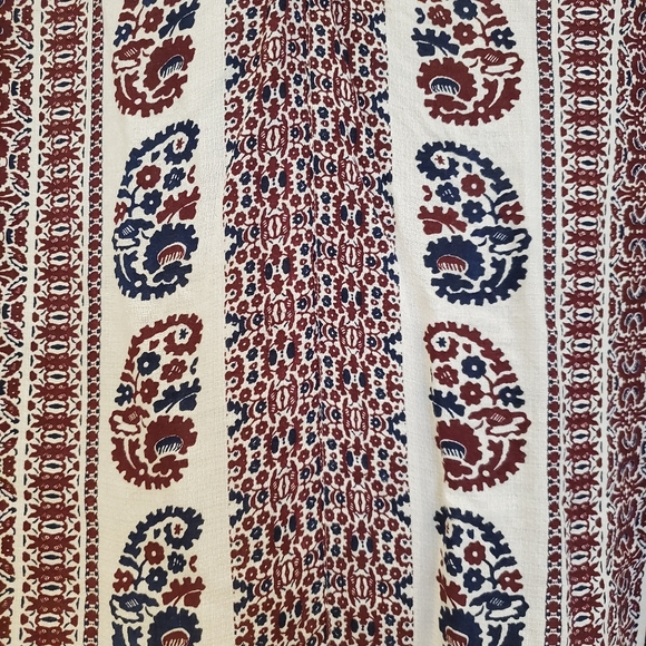 LUCKY BRAND ll Lightweight Paisley Print Top - Picture 4 of 4